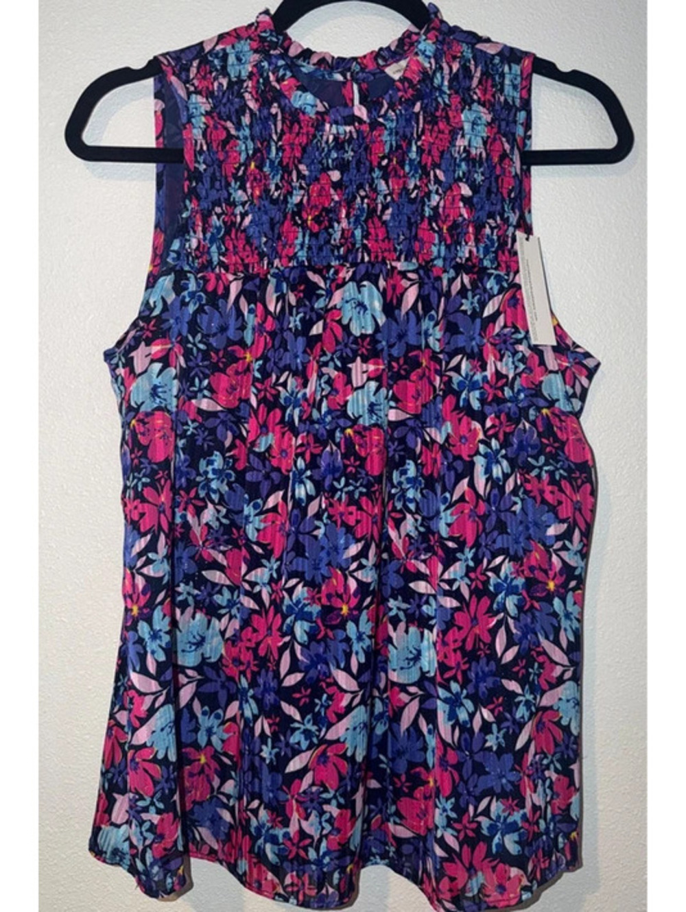 Cupcakes and Cashmere Multicolor Floral Smocked Sleeveless Blouse Women’s Small